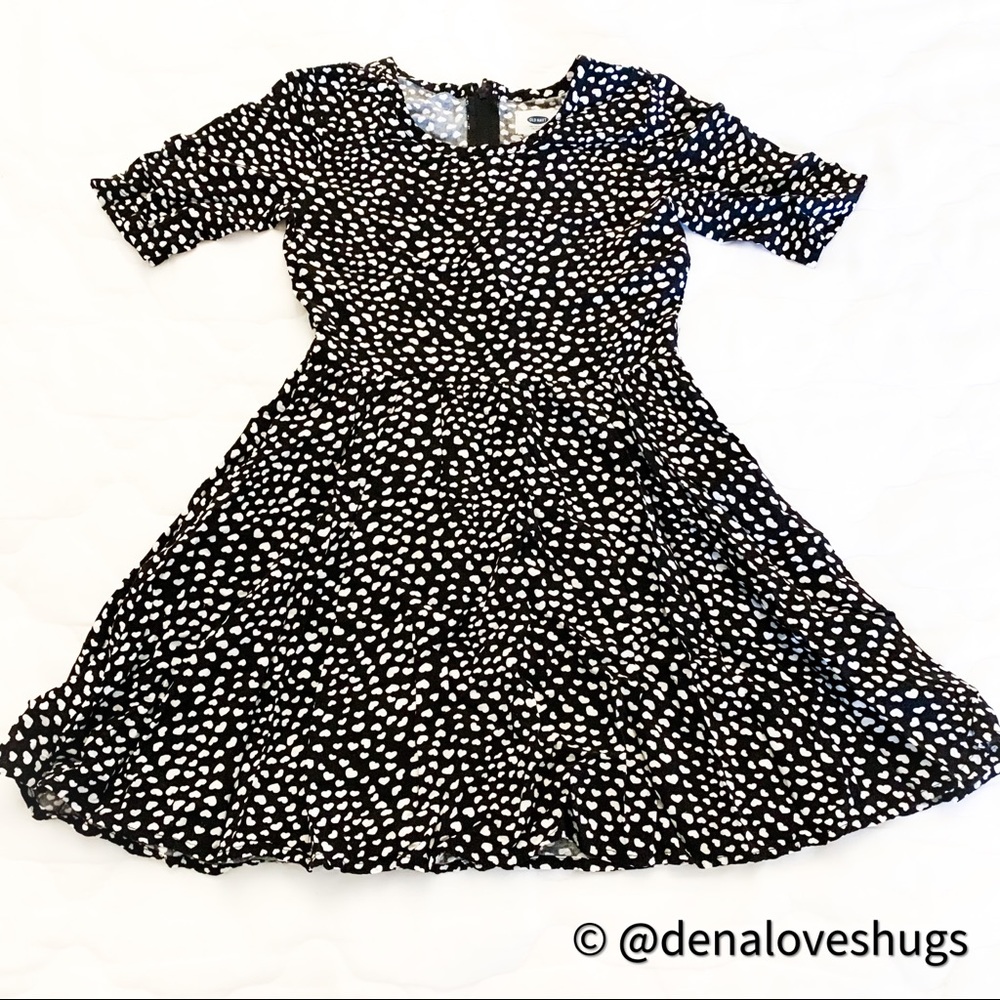 Adorable Girls Heart Dress size 6/7